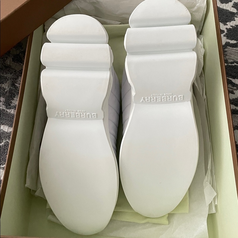 Burberry Leather Quilted White Sneakers - Picture 7 of 17